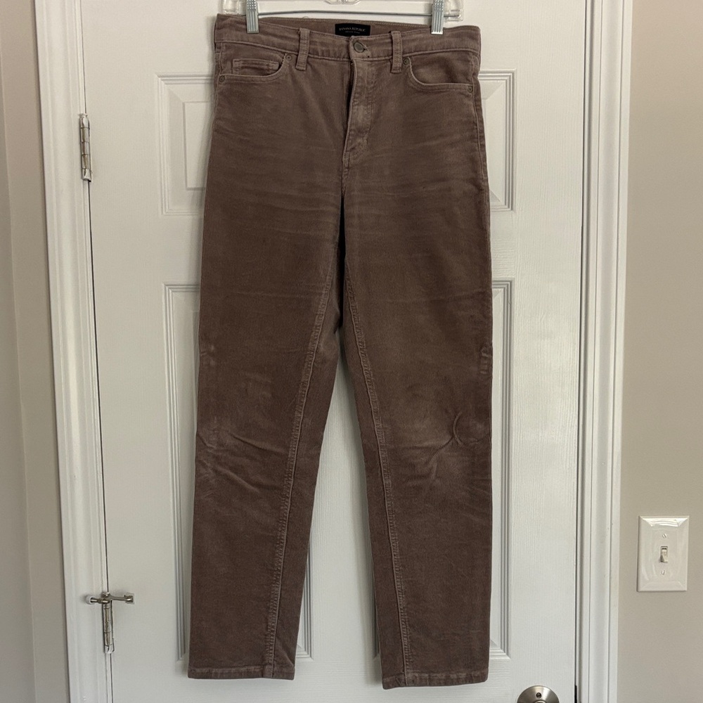 Banana Republic Women’s High Rise Straight Tan Cords, 27